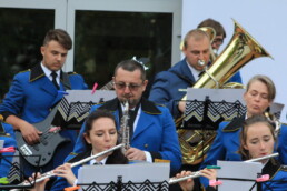 Zdjęcie, orkiestra dęta w trakcie koncertu